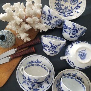 Ten Pieces of Old Blue Onion Meissen Tea Cups Set